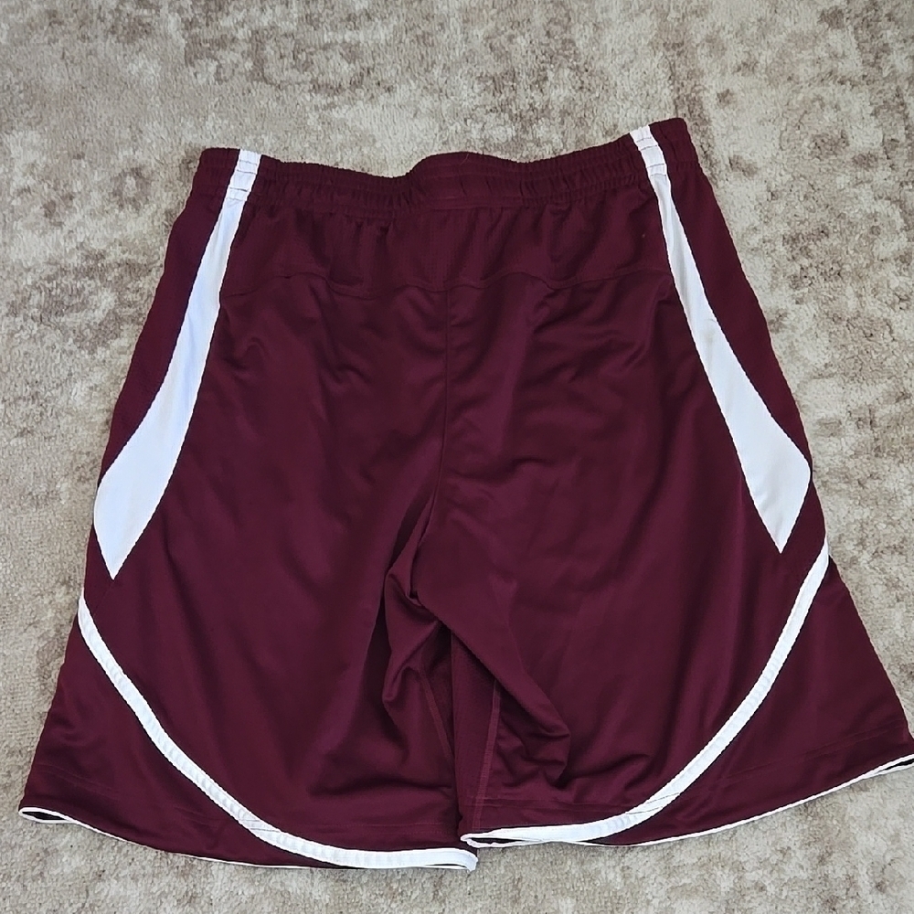 Adidas‎ Men's Athletic Shorts Size Large - Picture 3 of 4